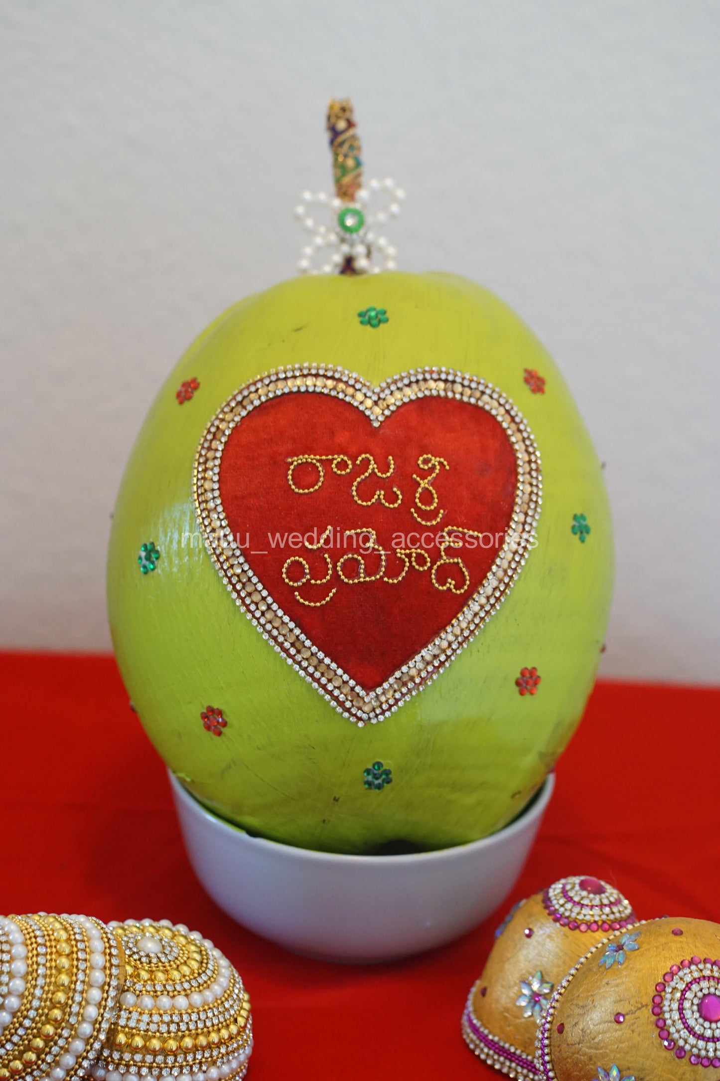 Fresh Kobbari Bondam - Heart Shape Design