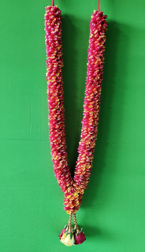 Fresh Flower Garlands – Rose Petal