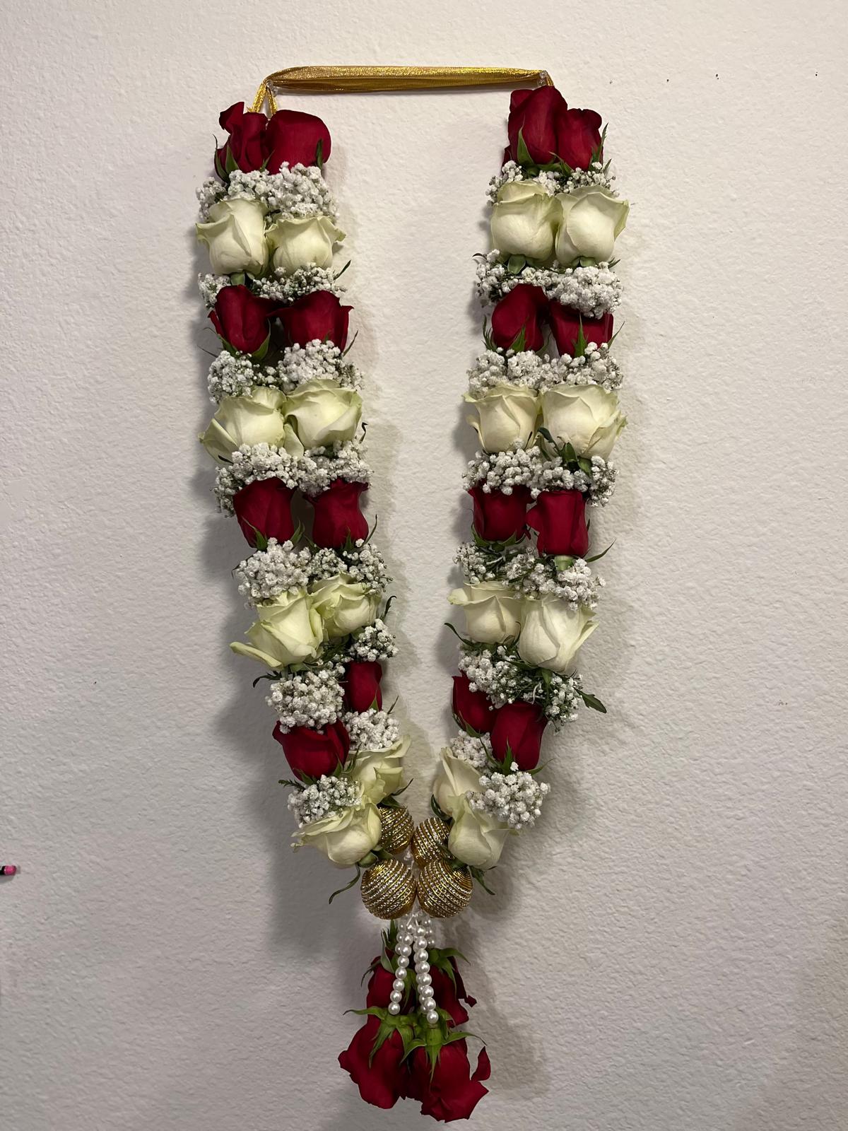 Fresh Flower Garlands – Rose & Babys Breaths - Customization Available