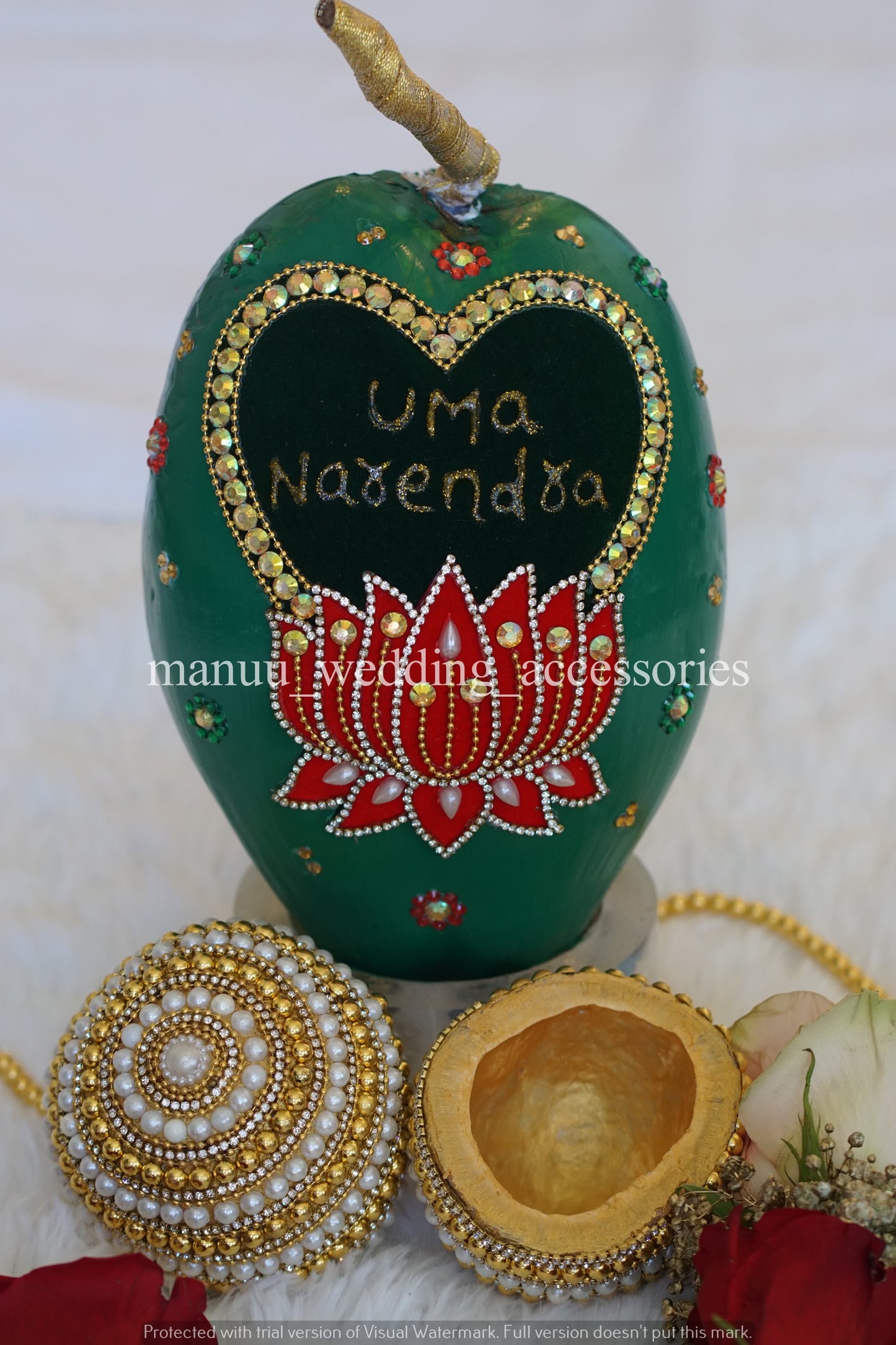 Fresh Kobbari Bondam - Heart and Lotus with Names