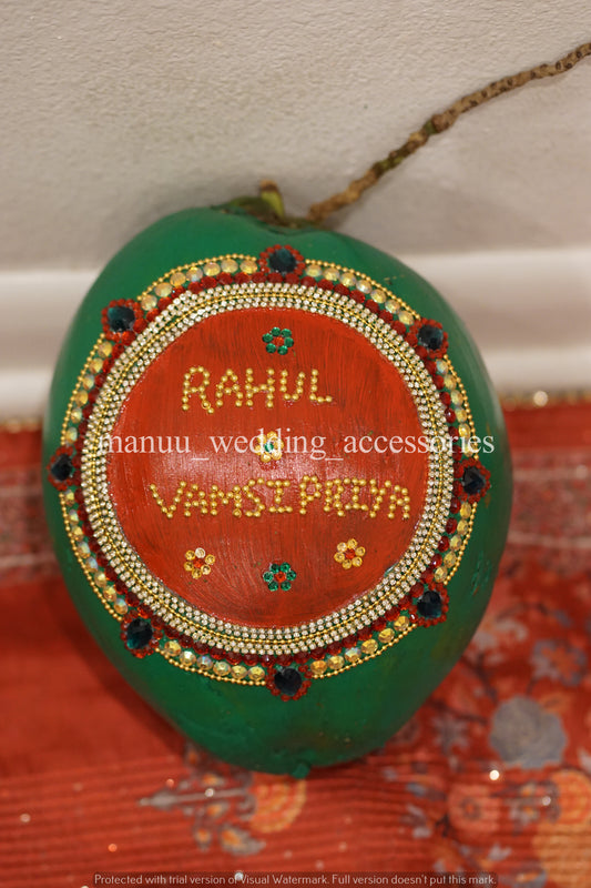 Fresh Kobbari Bondam - Round Shape with Names