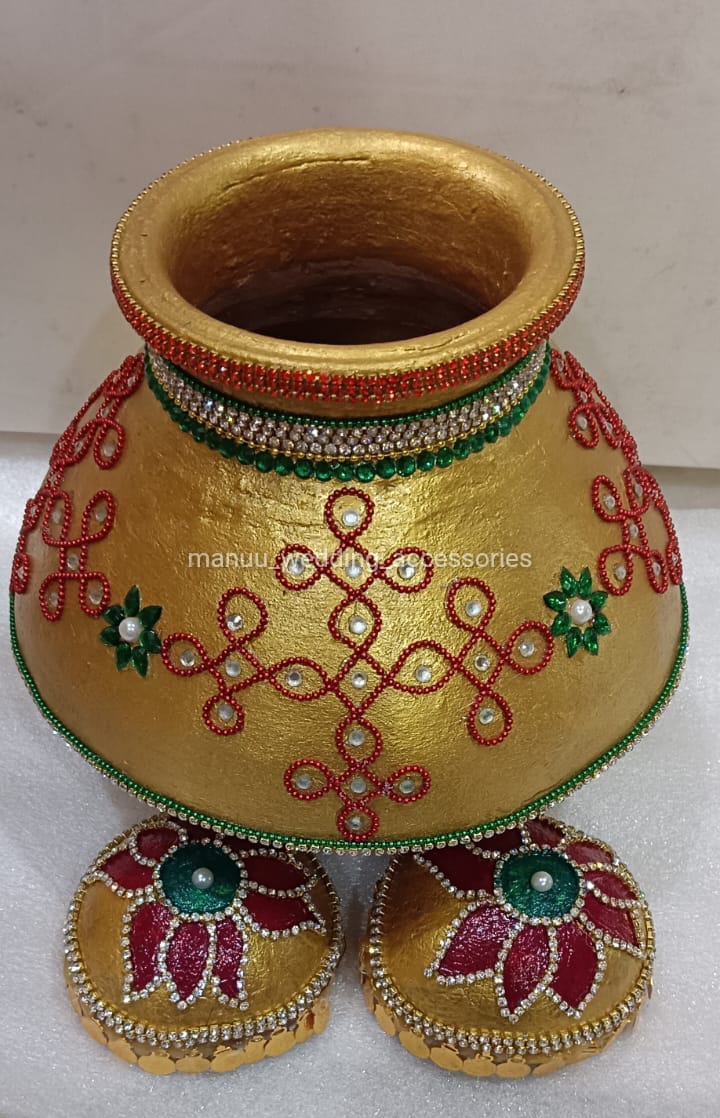 Garika Muntha - Decorated clay pot - Kola Design
